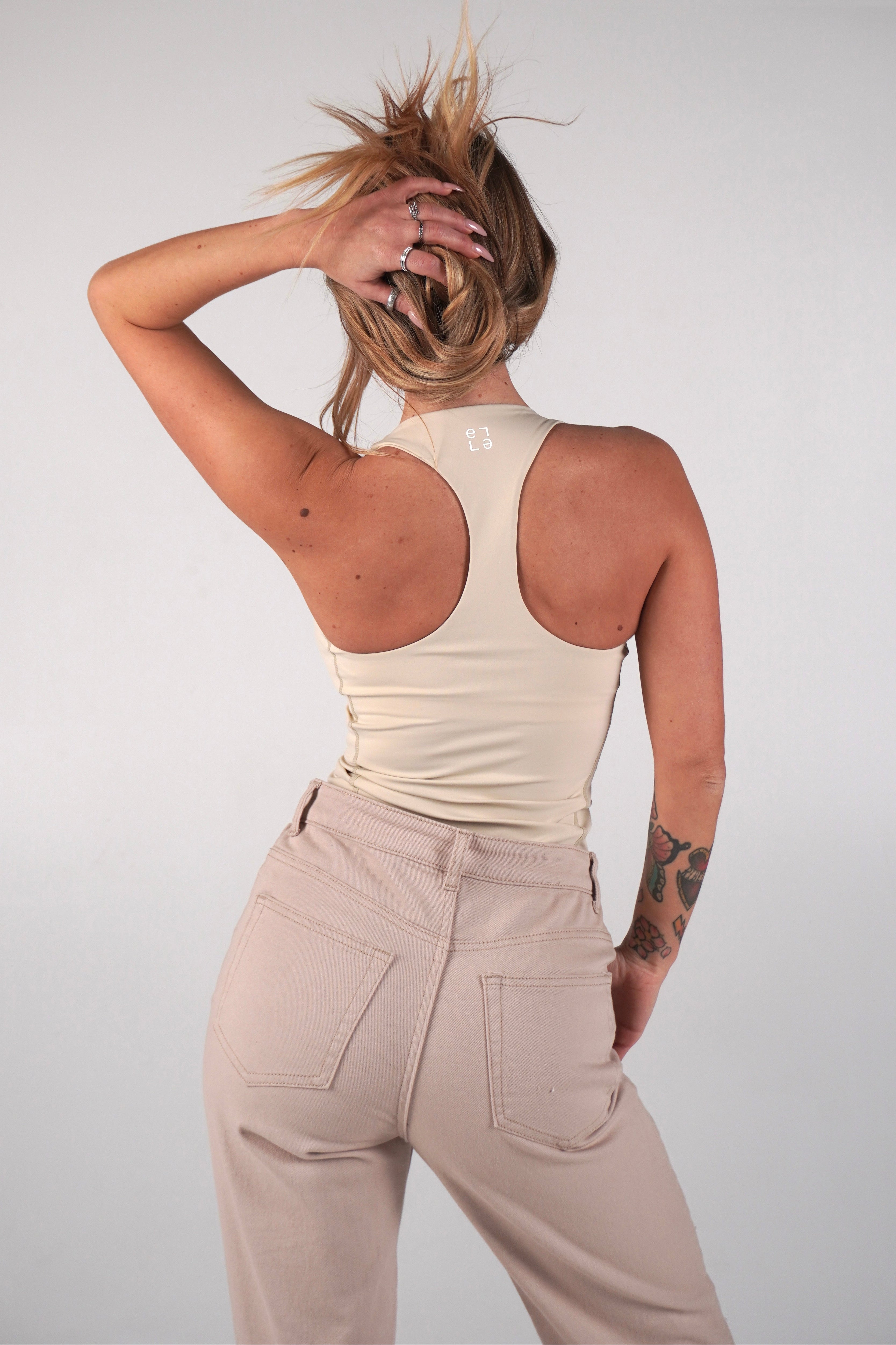 Top Active Elegant Beige